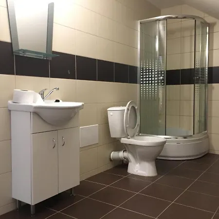 Restaurace U Kostela イン