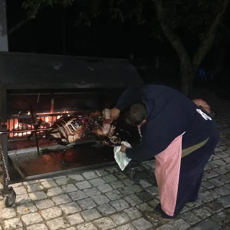 Restaurace U Kostela イン