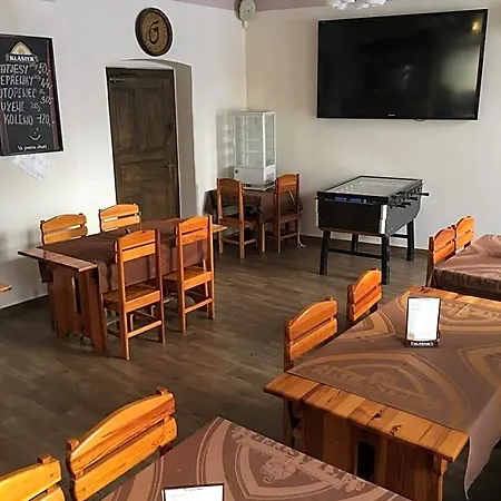 Restaurace U Kostela Locanda *
