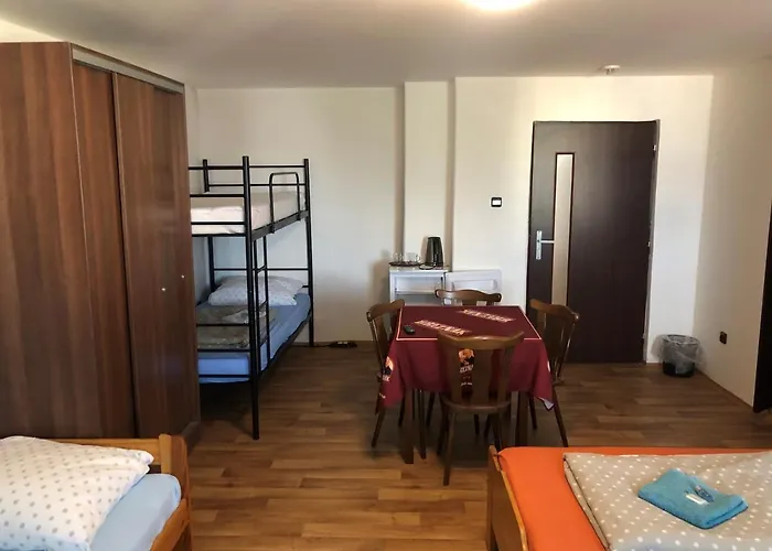 Restaurace U Kostela Мини-отель